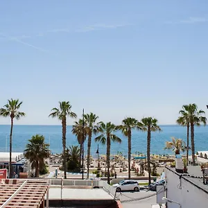 https://spacious-200-sqm-penthouse-with-sea-view-terraces.es-andalucia.com
